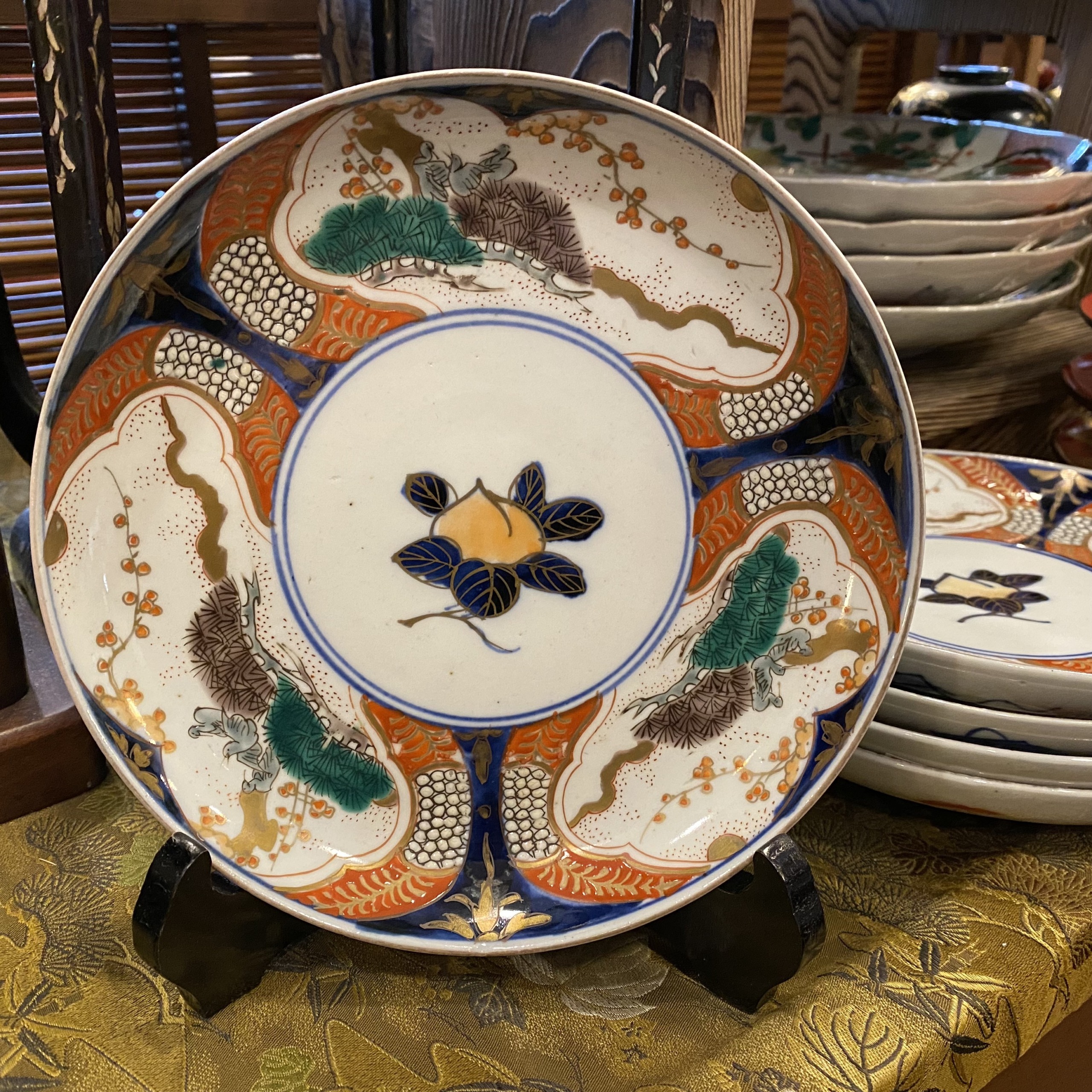 伊万里焼 6寸皿 桃、松、梅、鳥柄 明治時代 | Antique Nanae