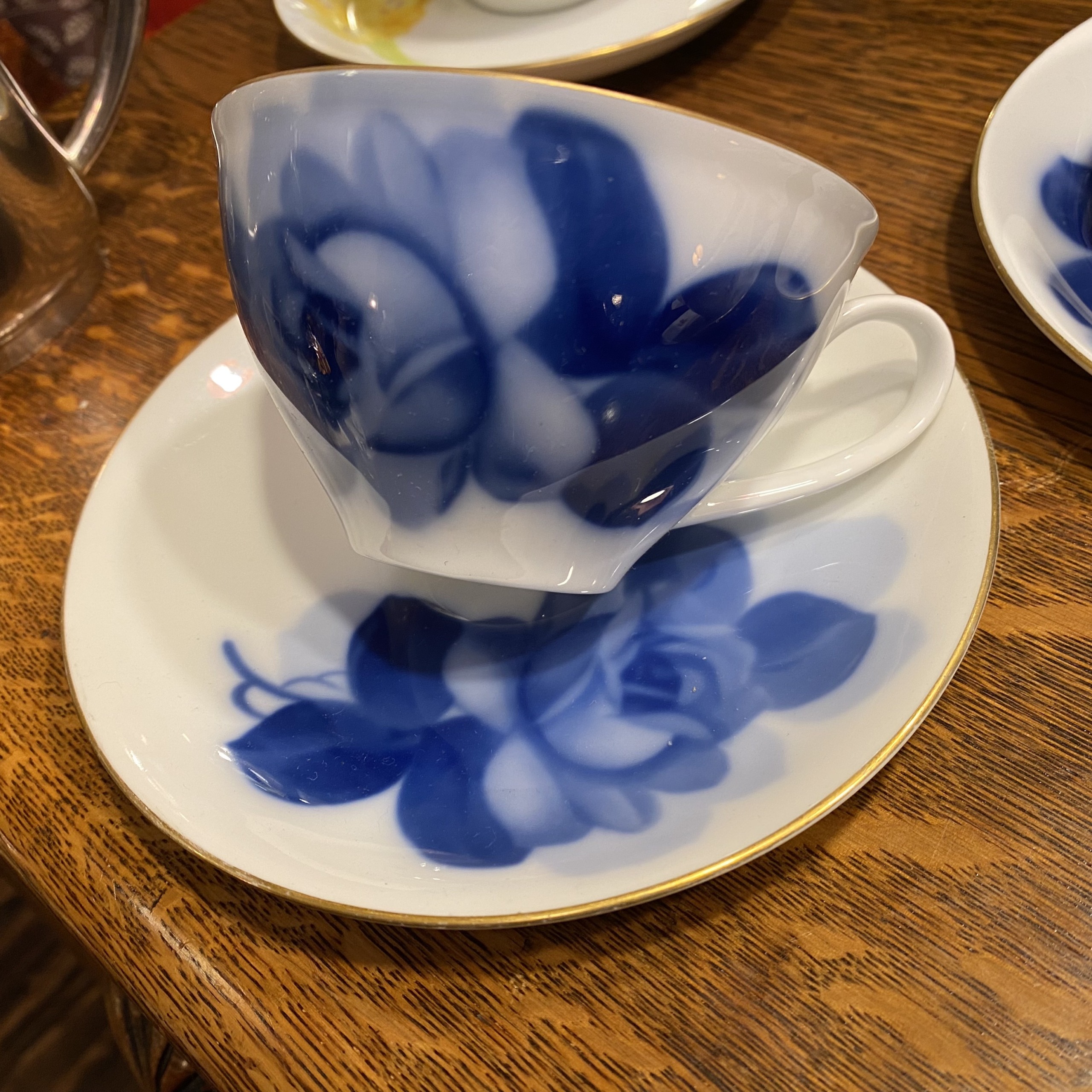 Blue Rose 大倉陶園 赤裏印 コーヒーカップソーサー | Antique Nanae